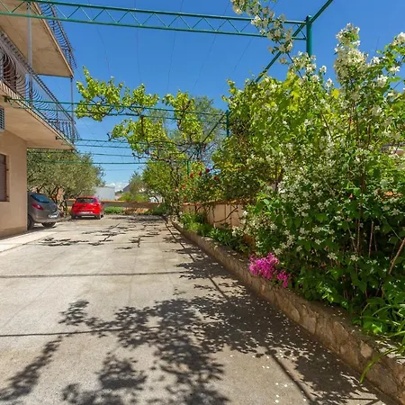 Apartment Toni I Duje Vodice